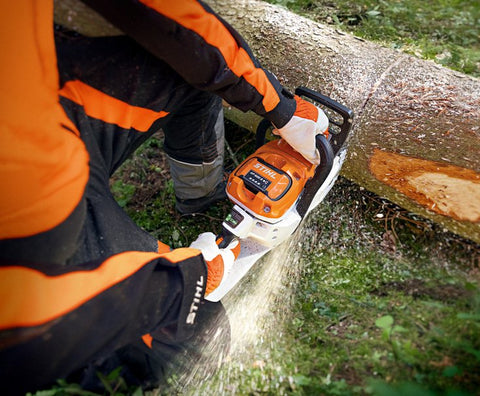 Stihl MSA 300 Professional Cordless Chainsaw-FREE Battery Deal